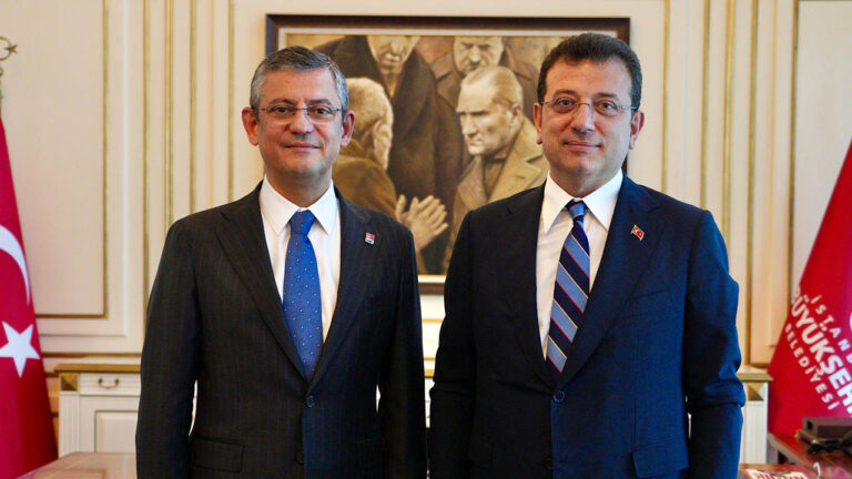 İyice “DEM’lenen” CHP Genel Başkanlığı