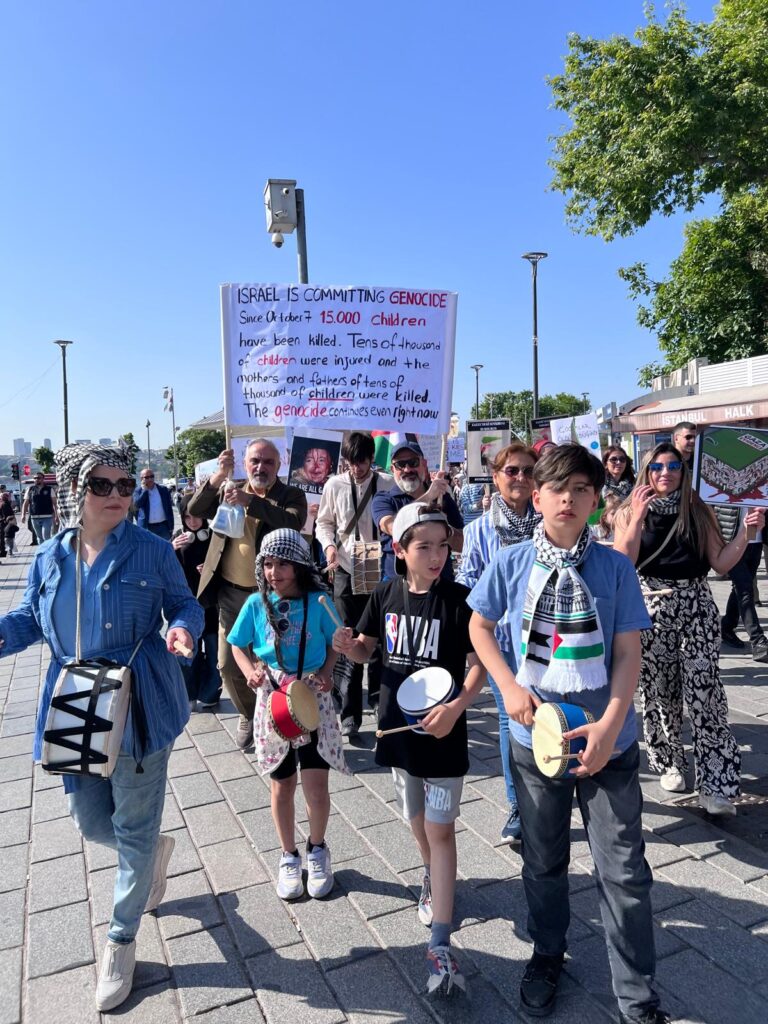 Birleşmiş Vicdanlar Zulme Karşı Yürüyor